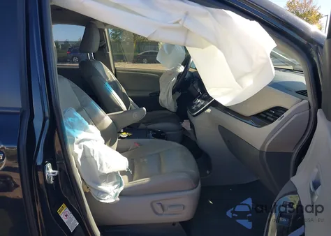 2017 Toyota Sienna Xle 8 Passenger из США, поврежденный, VIN 5TDYZ3DC7HS867161